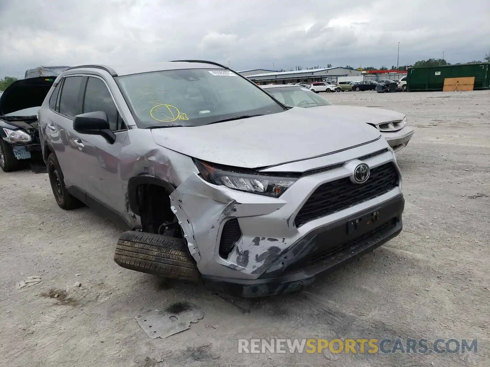 1 Photograph of a damaged car 2T3H1RFV3LW103288 TOYOTA RAV4 2020