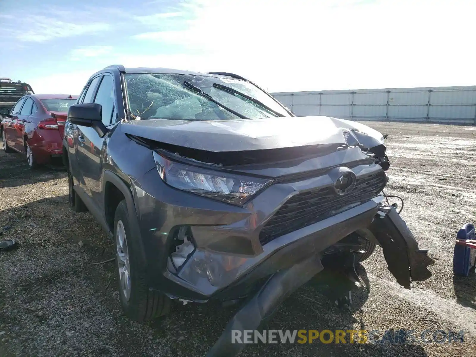 1 Photograph of a damaged car 2T3H1RFV4LC035083 TOYOTA RAV4 2020