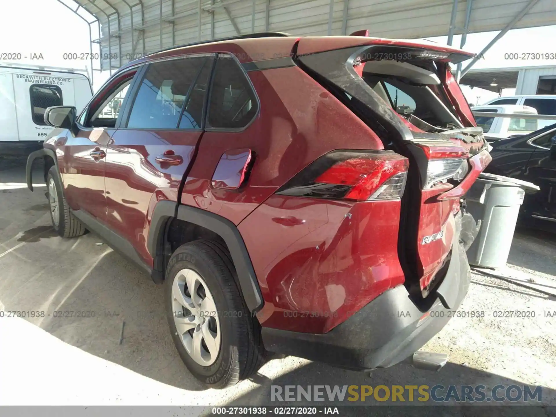 3 Photograph of a damaged car 2T3H1RFV4LC036640 TOYOTA RAV4 2020