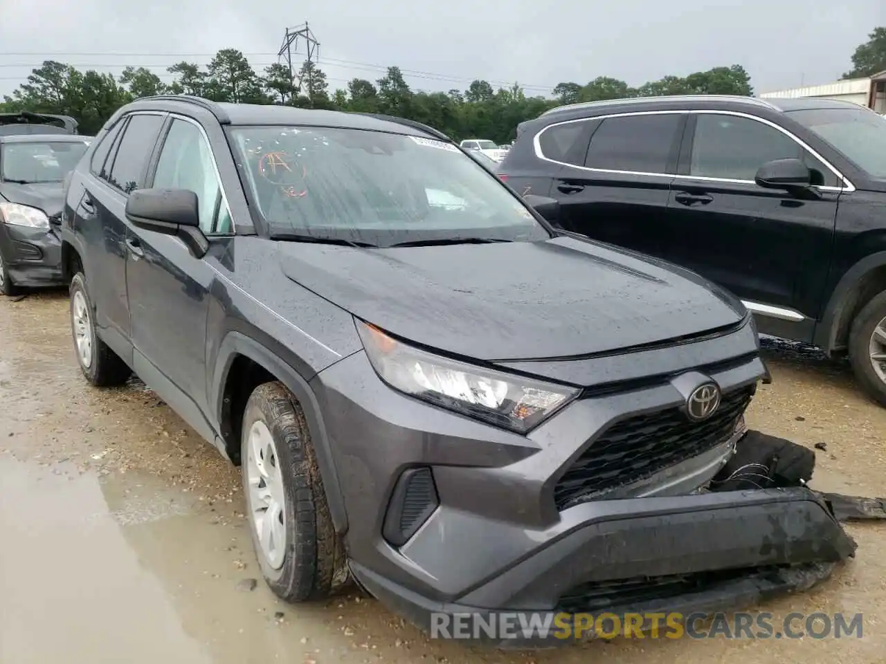 1 Photograph of a damaged car 2T3H1RFV4LC041739 TOYOTA RAV4 2020