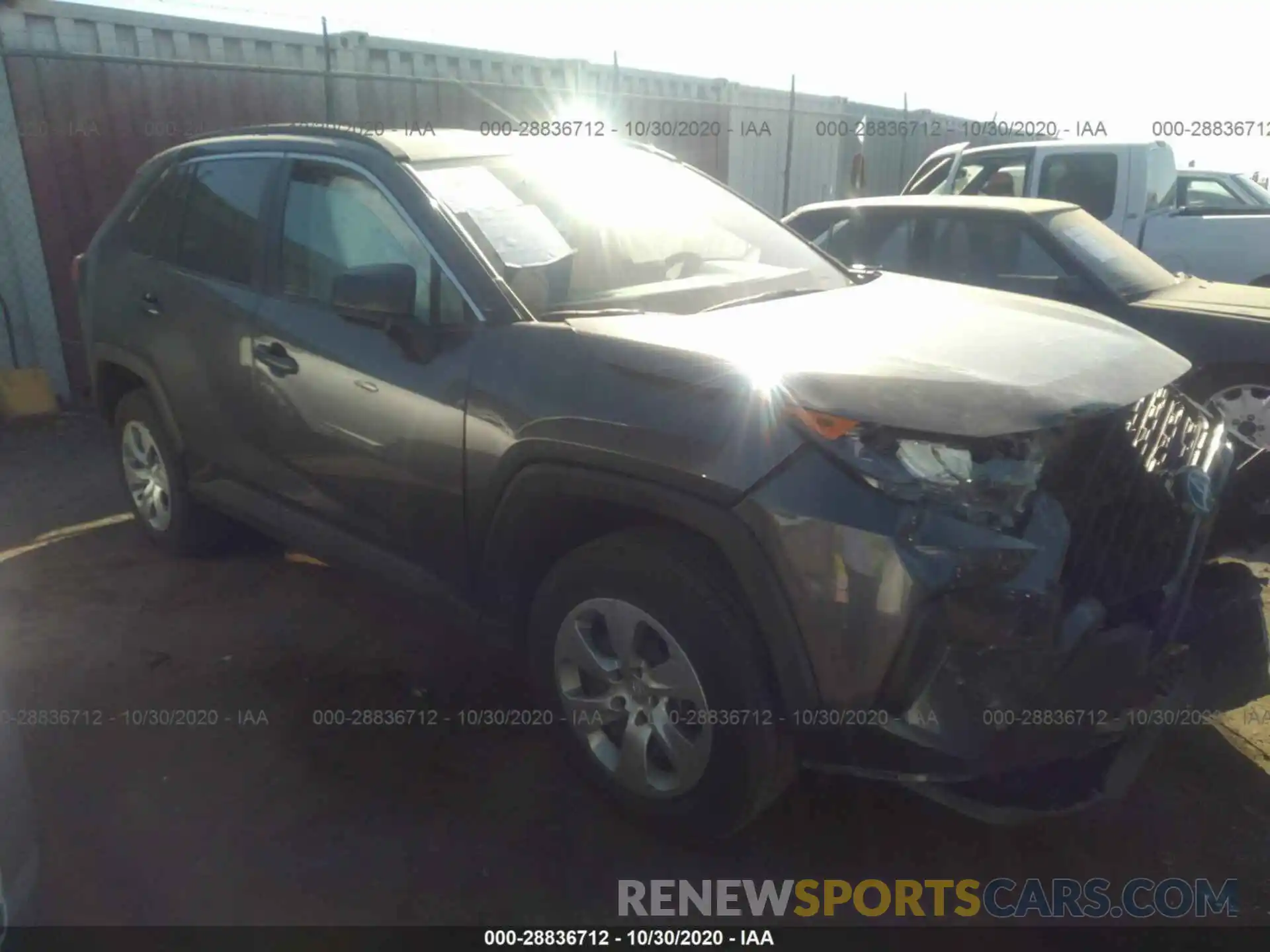 1 Photograph of a damaged car 2T3H1RFV4LC044026 TOYOTA RAV4 2020