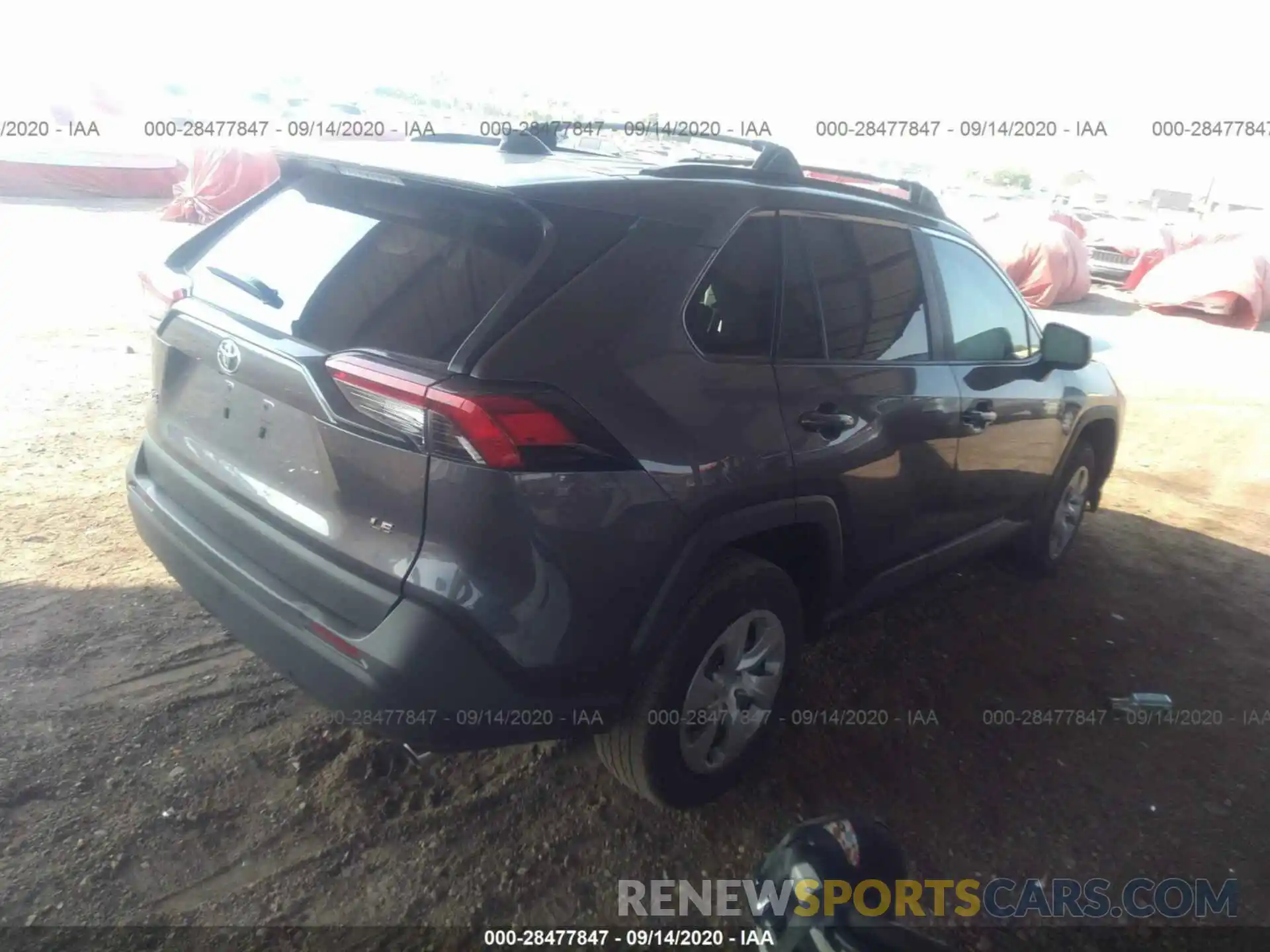 4 Photograph of a damaged car 2T3H1RFV4LC046892 TOYOTA RAV4 2020