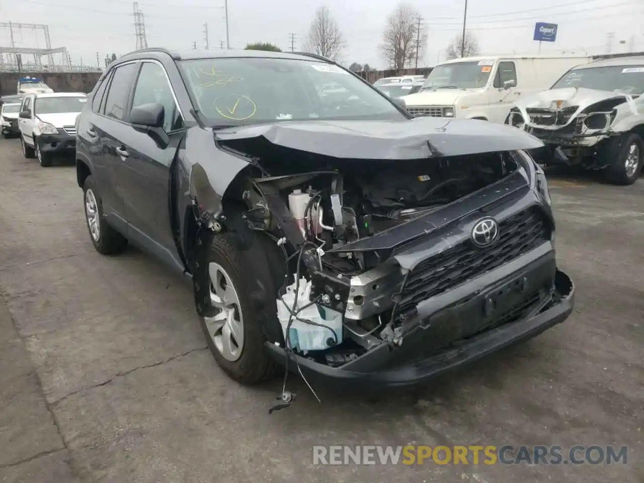 1 Photograph of a damaged car 2T3H1RFV4LC051655 TOYOTA RAV4 2020