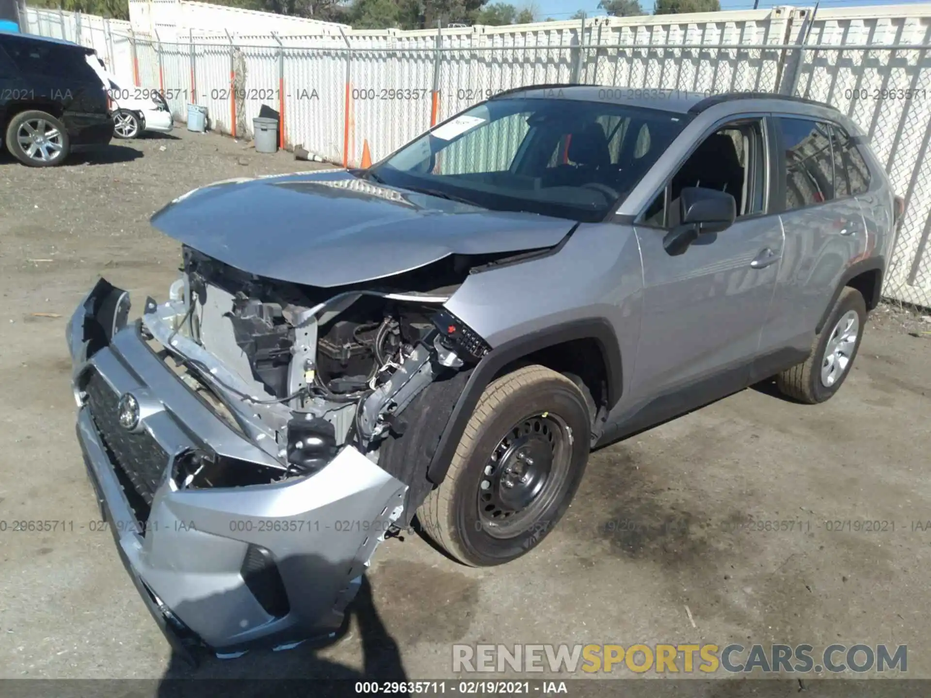 2 Фотография поврежденного автомобиля 2T3H1RFV4LC058959 TOYOTA RAV4 2020