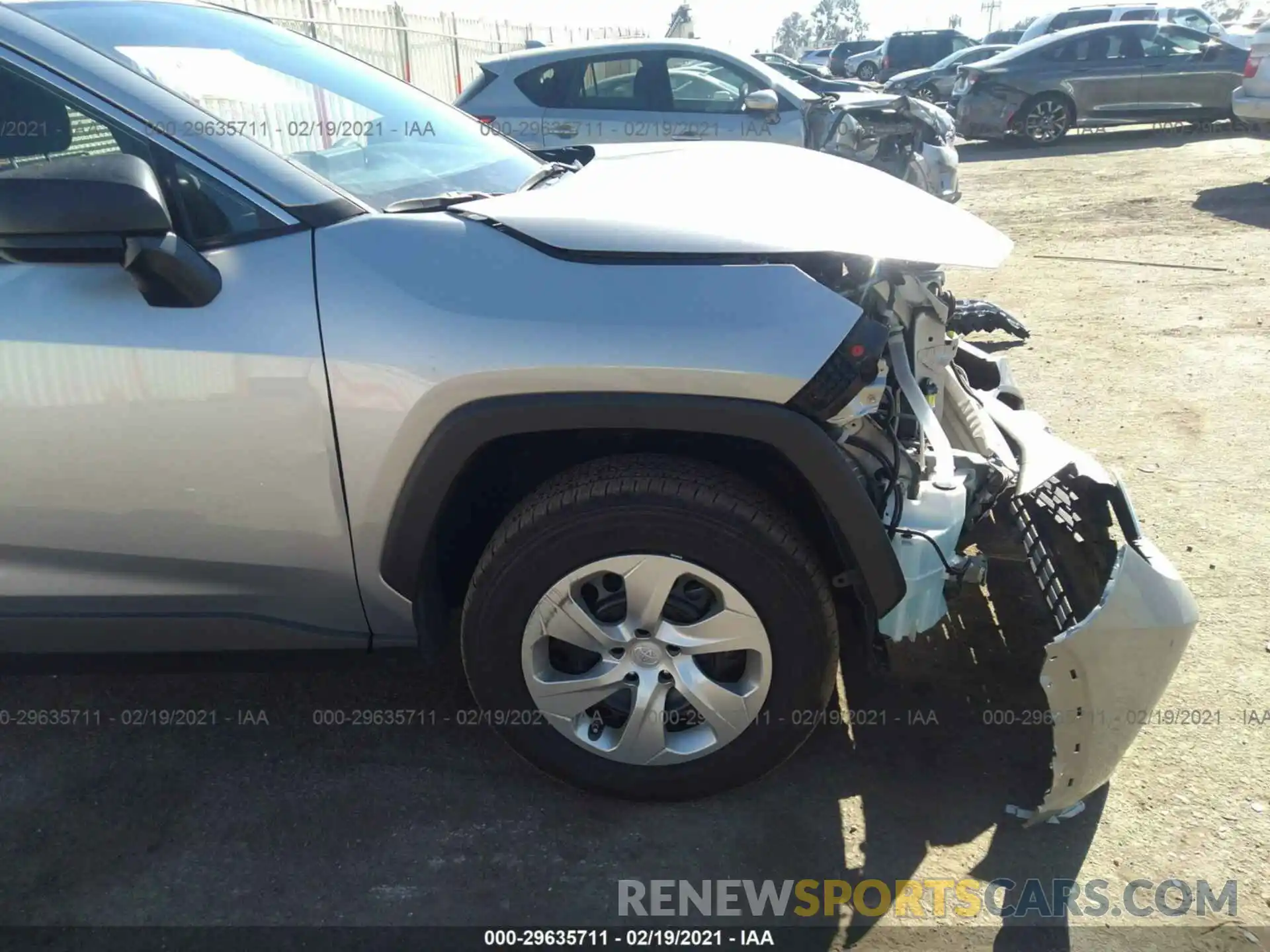 6 Photograph of a damaged car 2T3H1RFV4LC058959 TOYOTA RAV4 2020