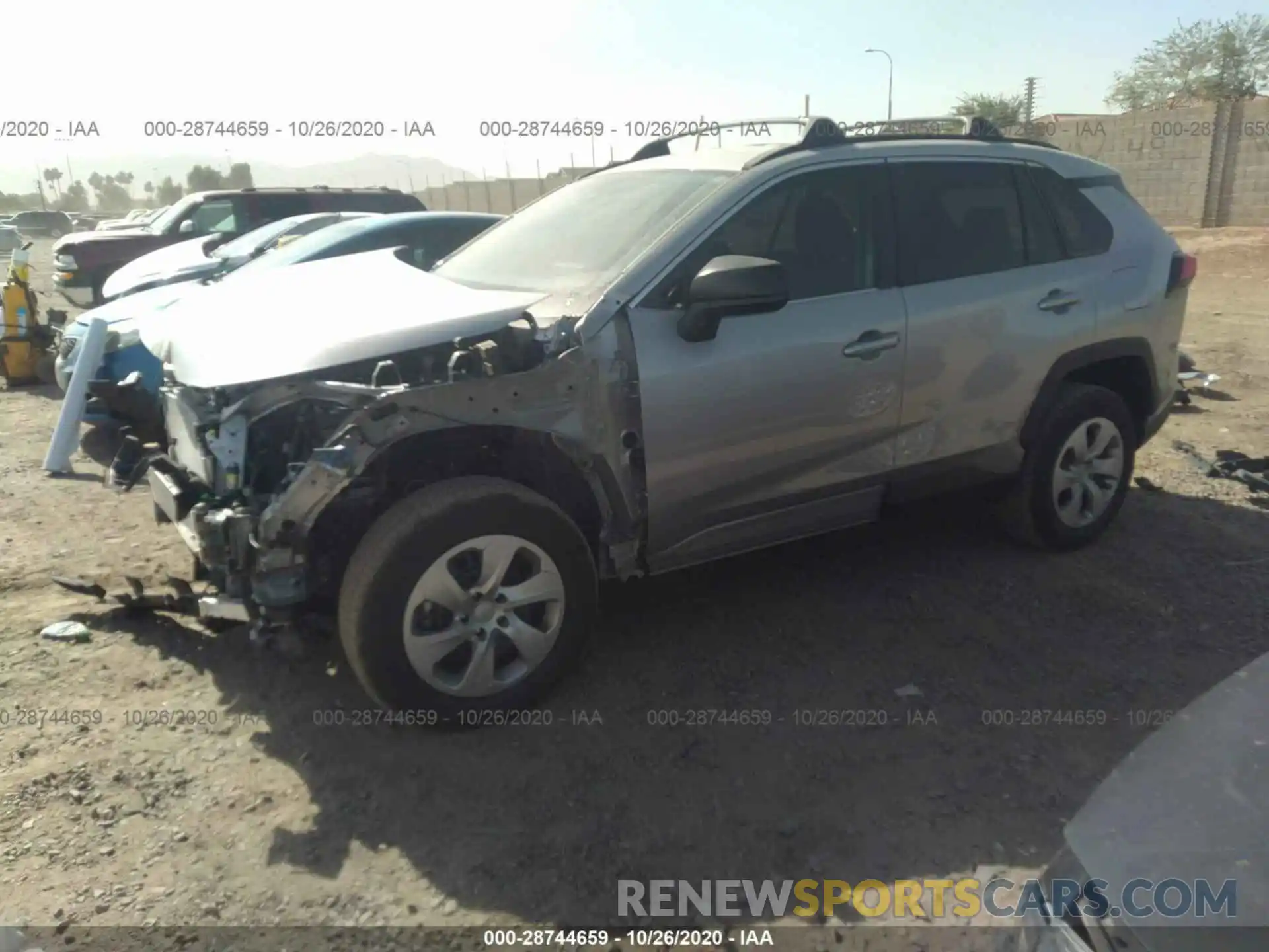 2 Фотография поврежденного автомобиля 2T3H1RFV4LC072246 TOYOTA RAV4 2020