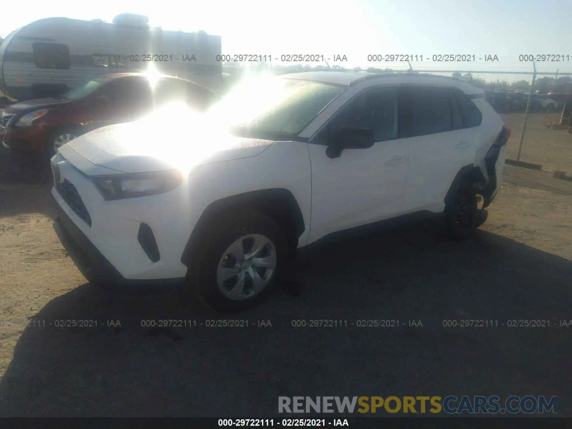 2 Фотография поврежденного автомобиля 2T3H1RFV4LC075776 TOYOTA RAV4 2020