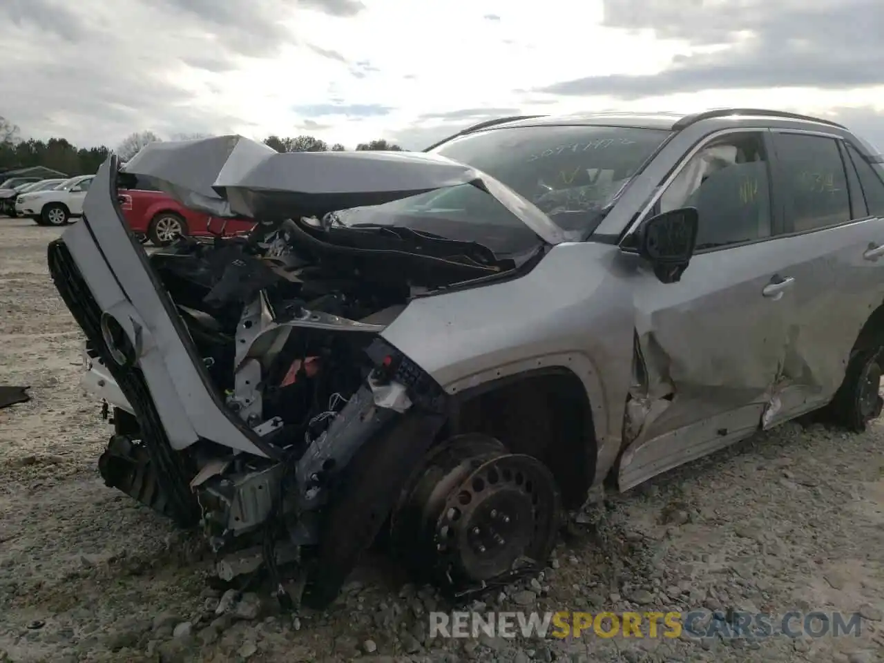 9 Photograph of a damaged car 2T3H1RFV4LC078712 TOYOTA RAV4 2020