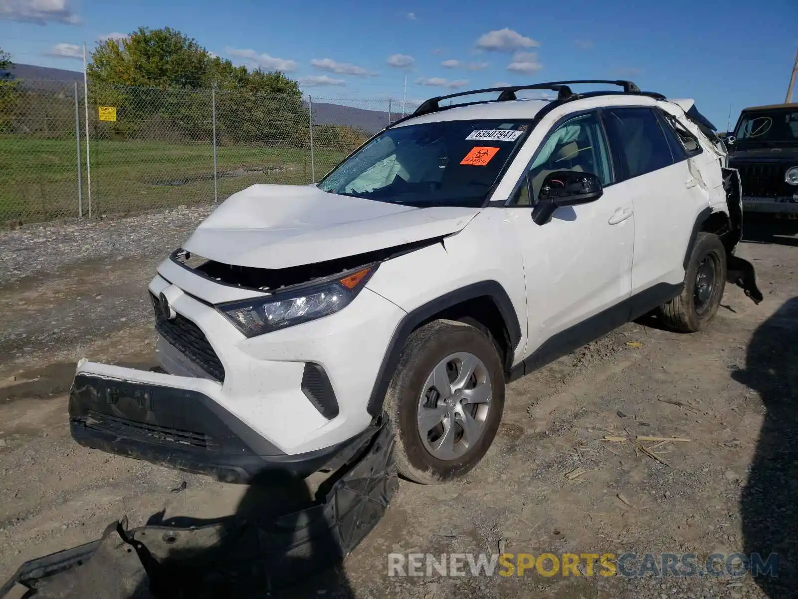 2 Photograph of a damaged car 2T3H1RFV4LW060290 TOYOTA RAV4 2020