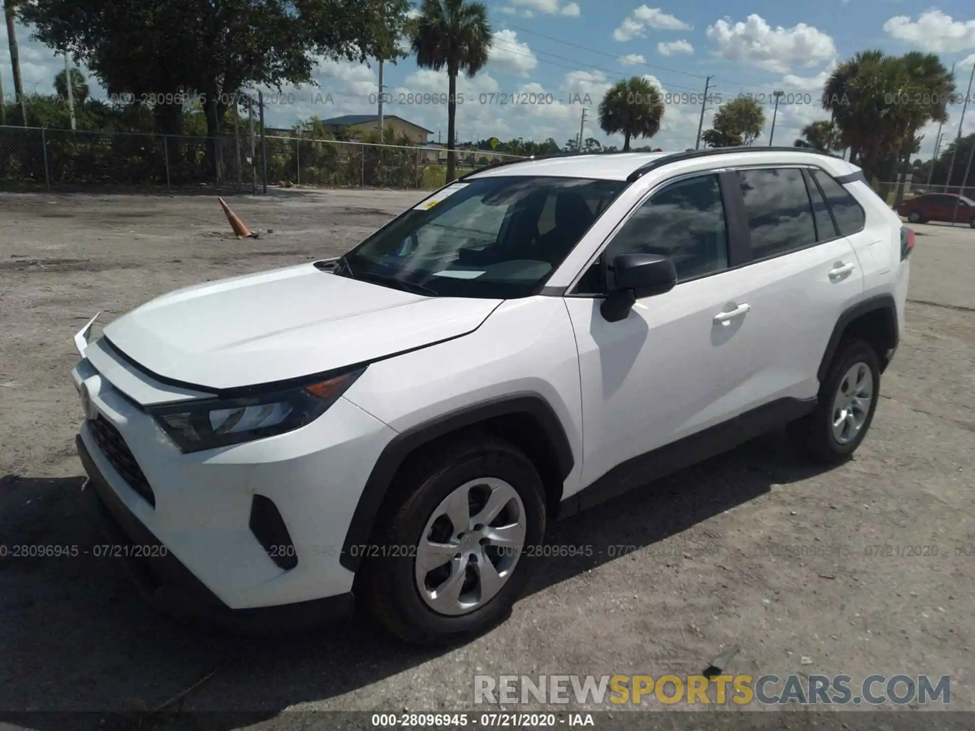 2 Photograph of a damaged car 2T3H1RFV4LW060838 TOYOTA RAV4 2020