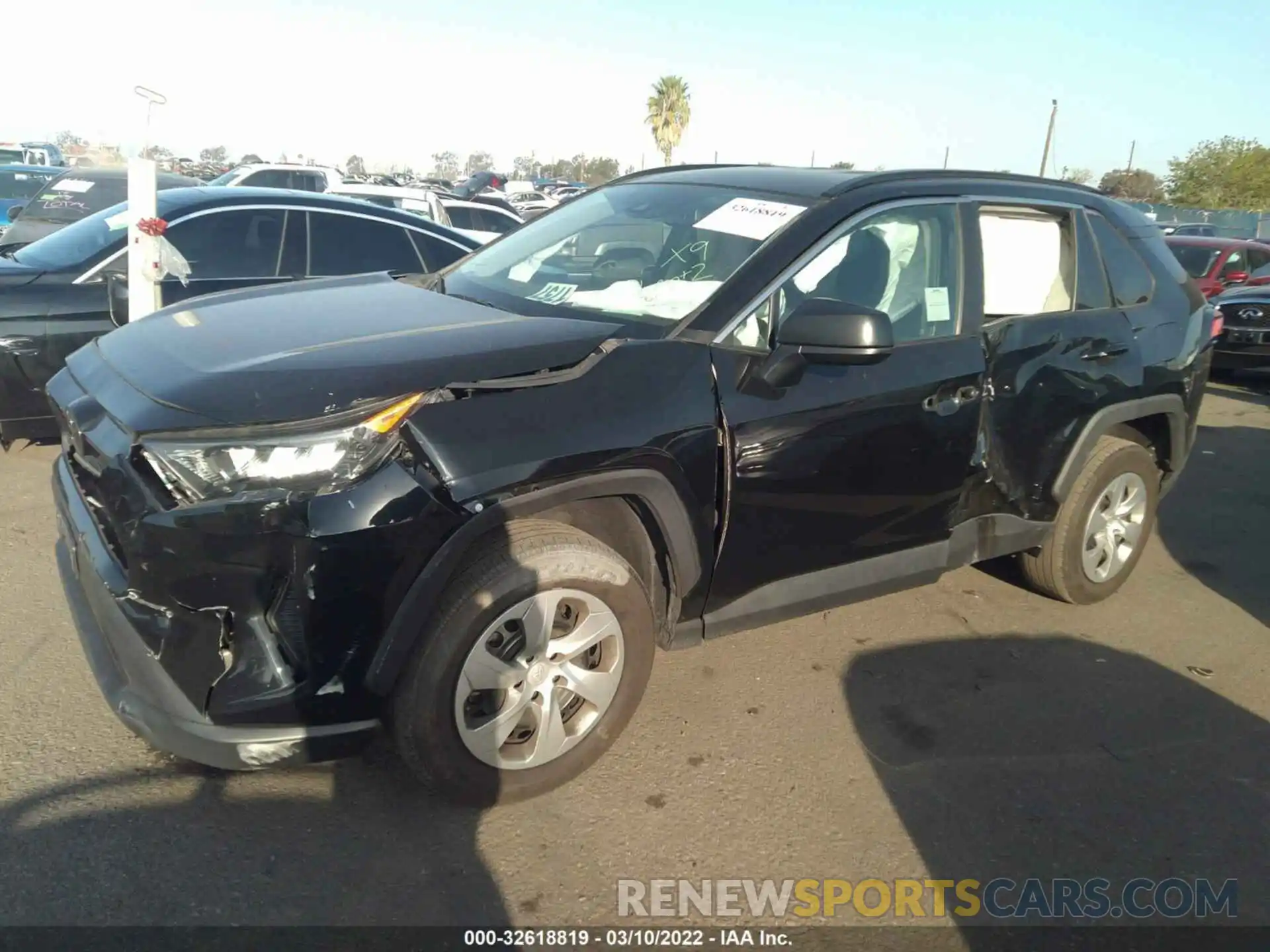 2 Photograph of a damaged car 2T3H1RFV4LW069653 TOYOTA RAV4 2020