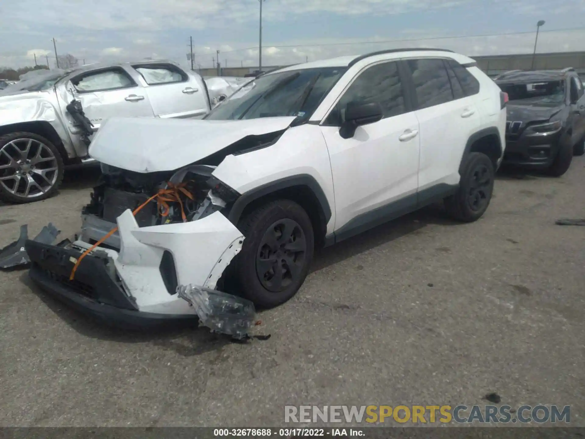 2 Photograph of a damaged car 2T3H1RFV4LW070527 TOYOTA RAV4 2020