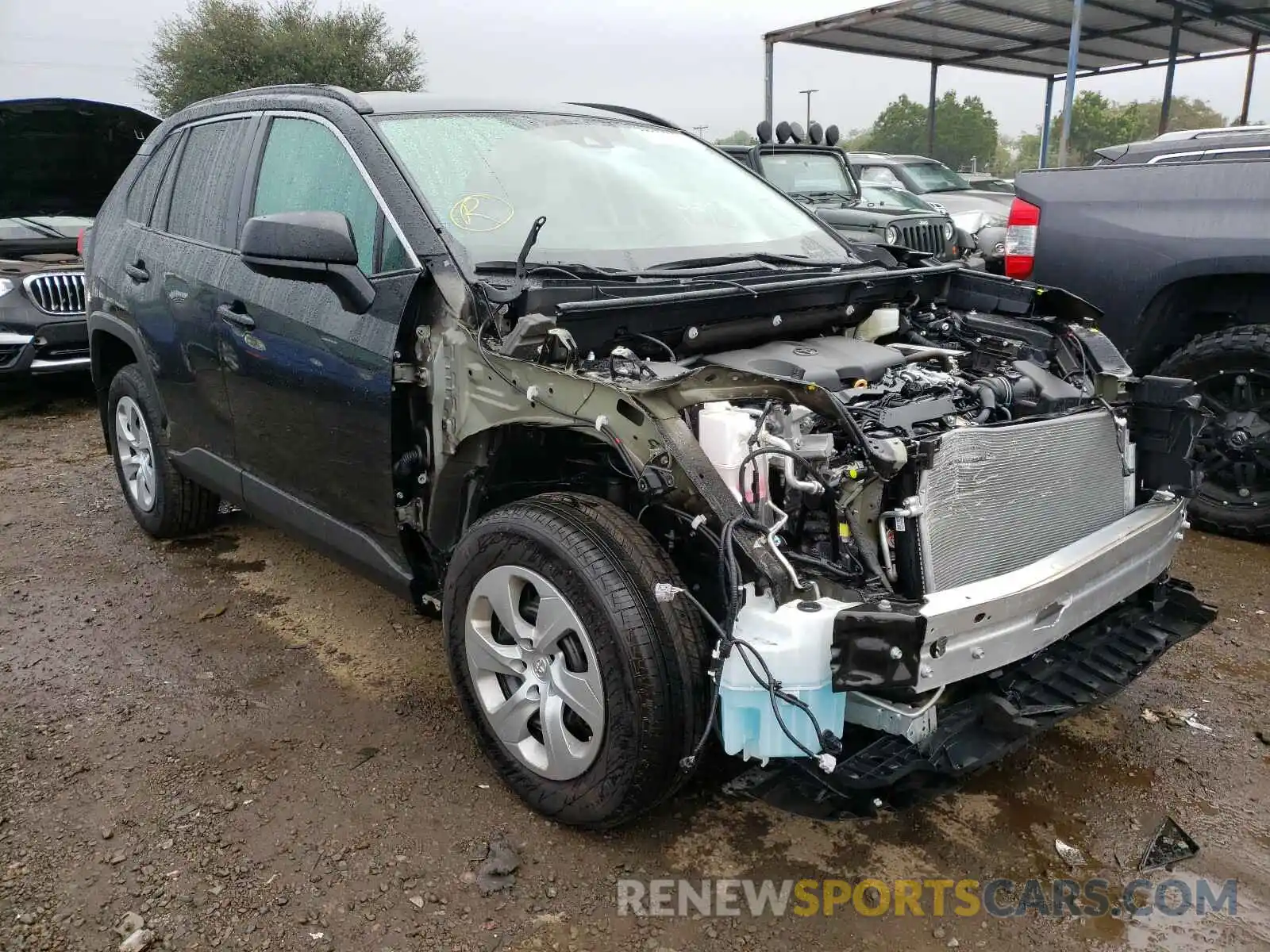 1 Photograph of a damaged car 2T3H1RFV4LW078739 TOYOTA RAV4 2020