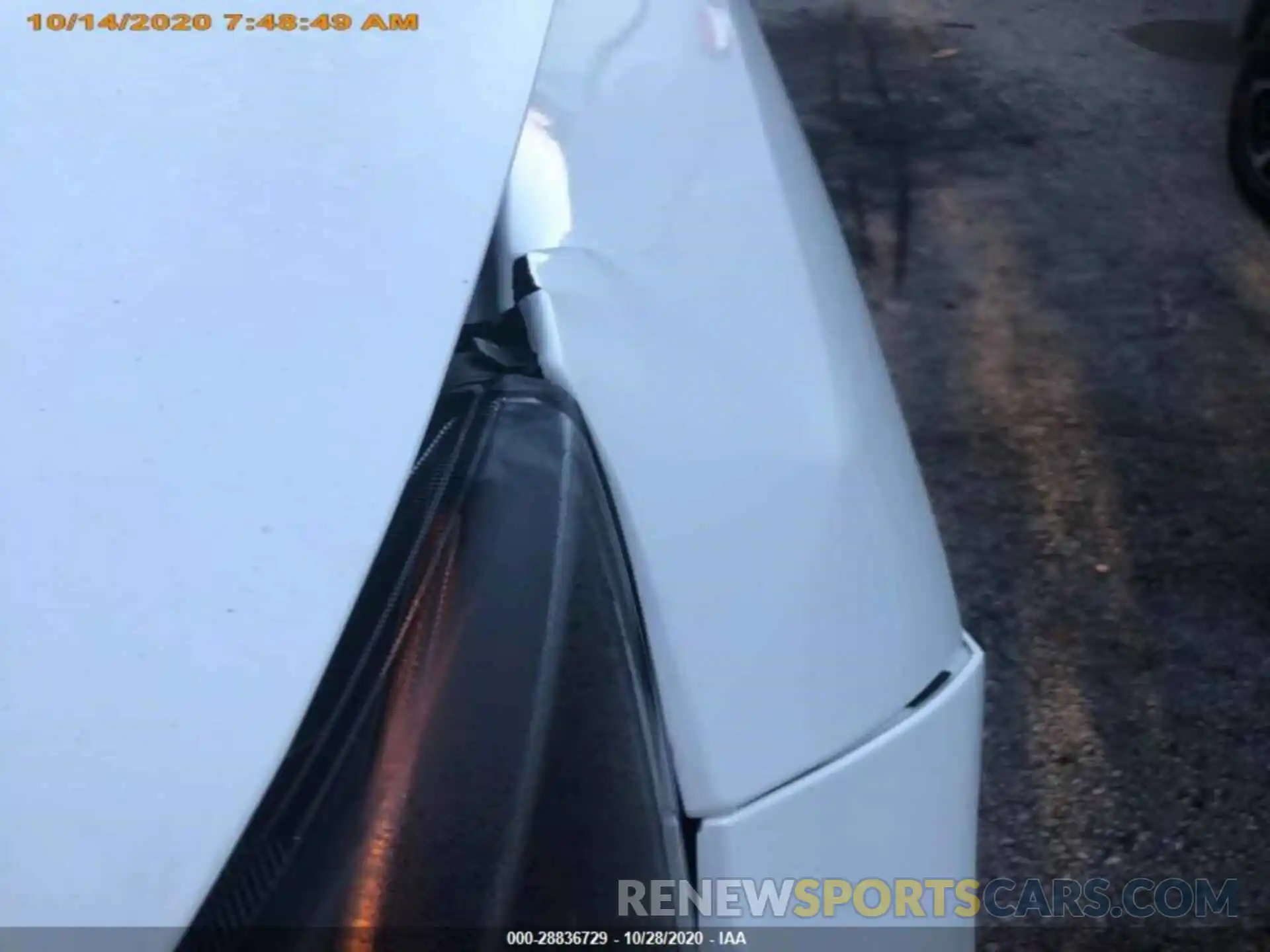 16 Photograph of a damaged car 2T3H1RFV5LC036176 TOYOTA RAV4 2020