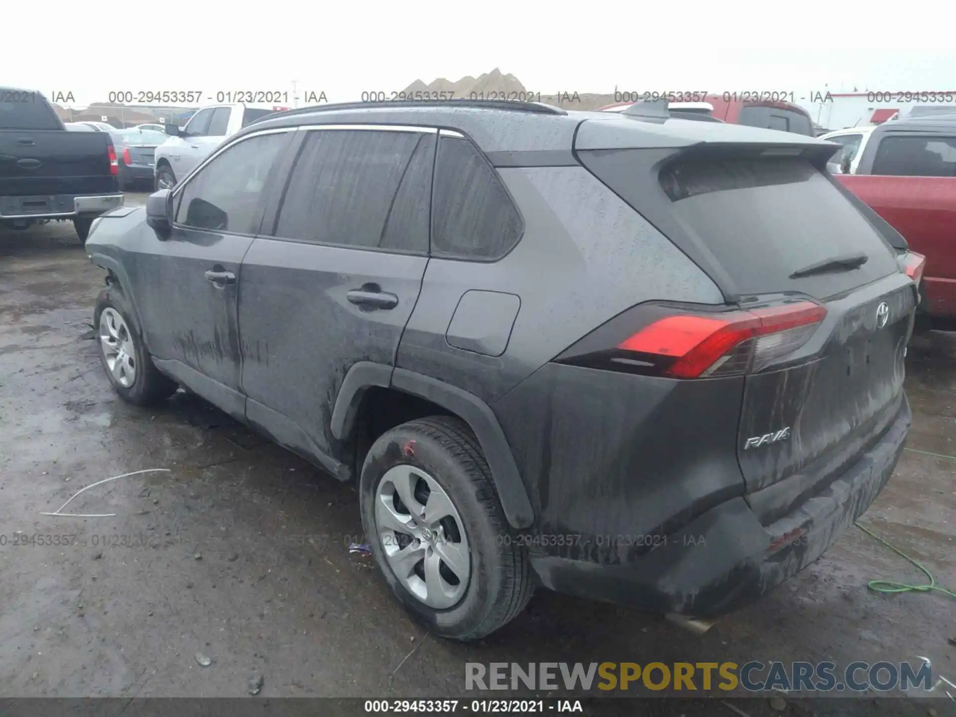 3 Photograph of a damaged car 2T3H1RFV5LC036601 TOYOTA RAV4 2020