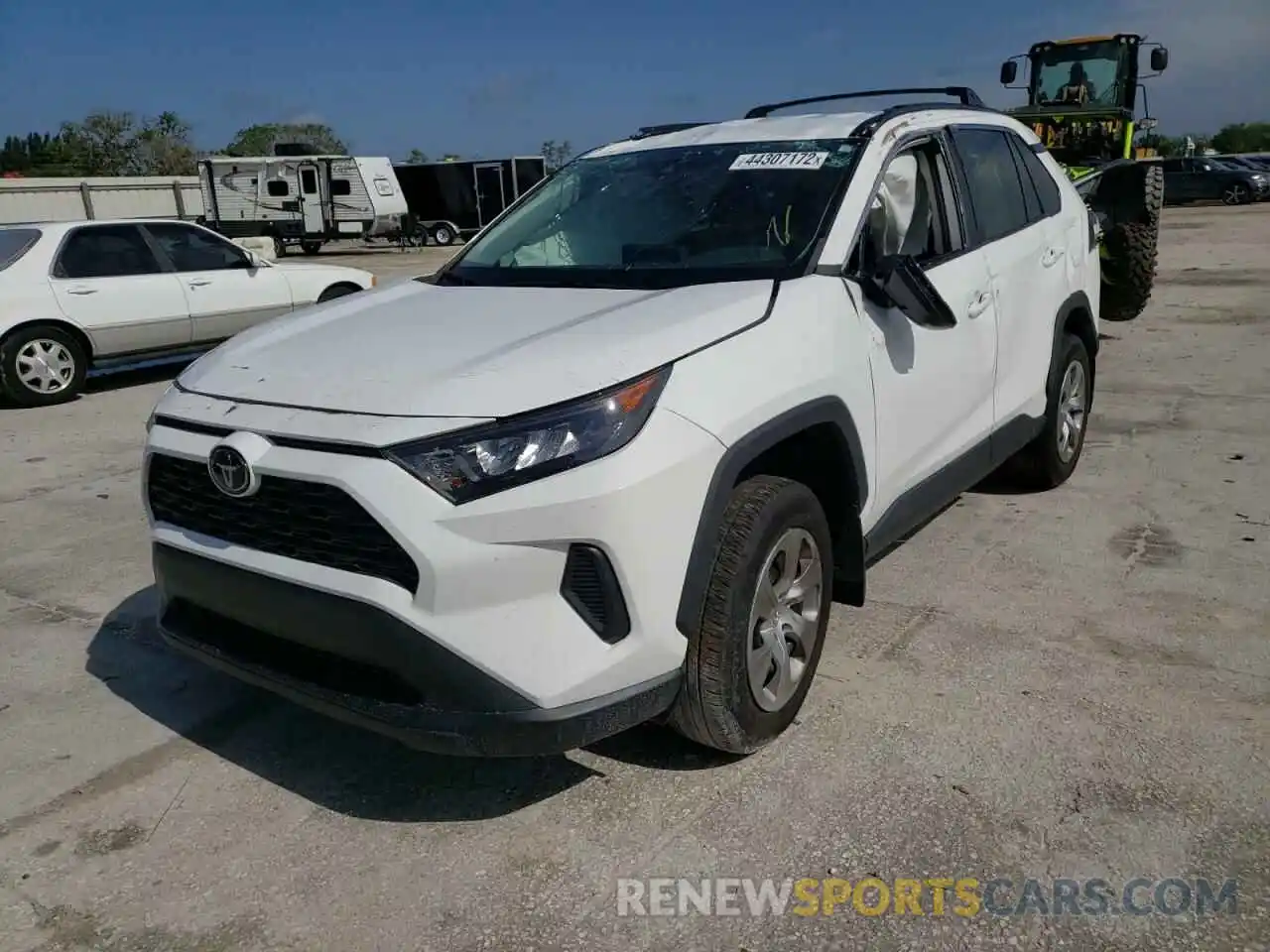 2 Photograph of a damaged car 2T3H1RFV5LC036999 TOYOTA RAV4 2020