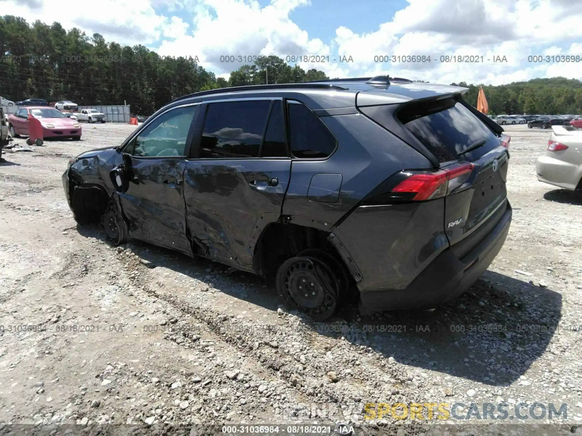 3 Фотография поврежденного автомобиля 2T3H1RFV5LC043726 TOYOTA RAV4 2020