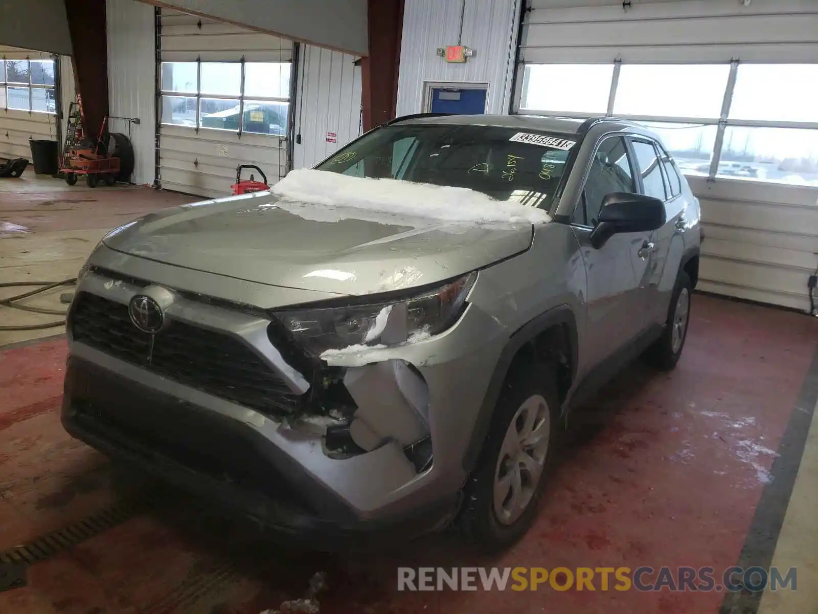 2 Photograph of a damaged car 2T3H1RFV5LC048313 TOYOTA RAV4 2020