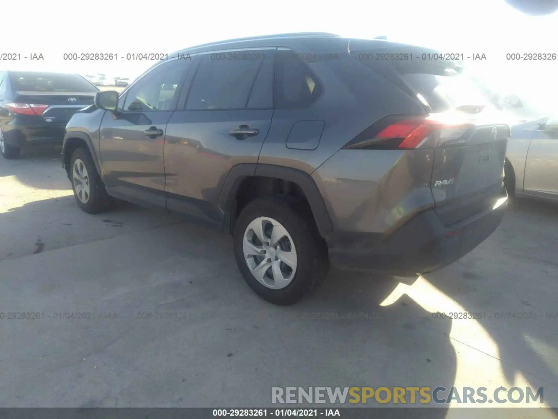 3 Photograph of a damaged car 2T3H1RFV5LC049106 TOYOTA RAV4 2020