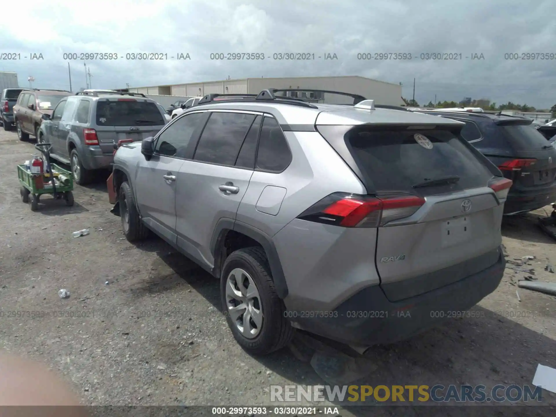 3 Photograph of a damaged car 2T3H1RFV5LC061790 TOYOTA RAV4 2020