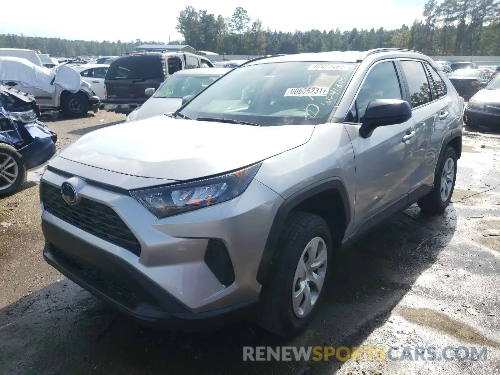 2 Photograph of a damaged car 2T3H1RFV5LC070974 TOYOTA RAV4 2020