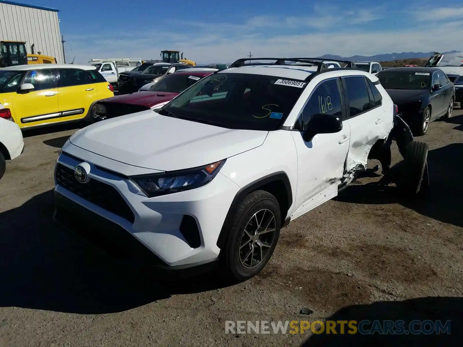 2 Photograph of a damaged car 2T3H1RFV5LC081442 TOYOTA RAV4 2020