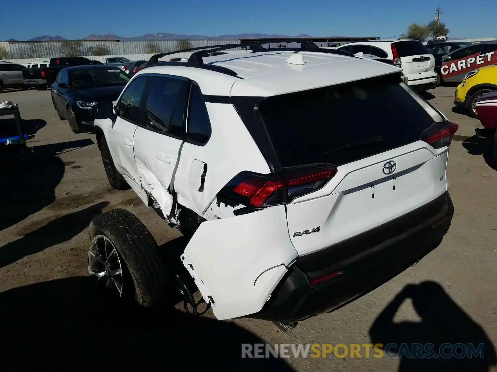 3 Photograph of a damaged car 2T3H1RFV5LC081442 TOYOTA RAV4 2020