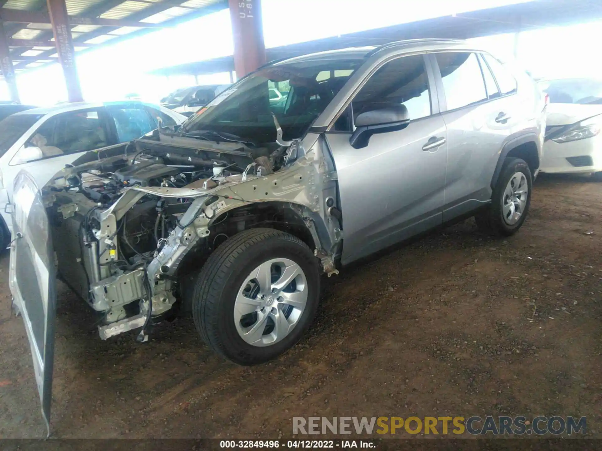 2 Photograph of a damaged car 2T3H1RFV5LW066115 TOYOTA RAV4 2020