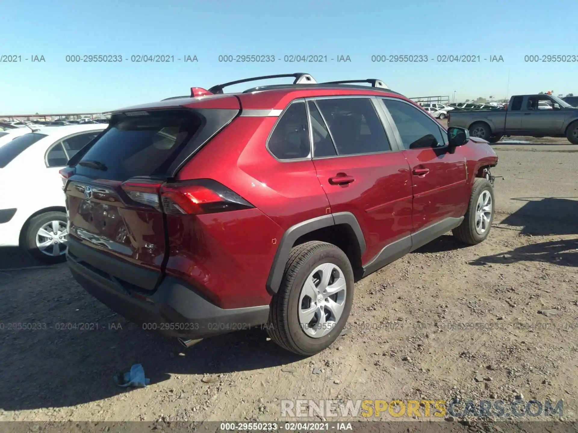 4 Photograph of a damaged car 2T3H1RFV5LW069404 TOYOTA RAV4 2020