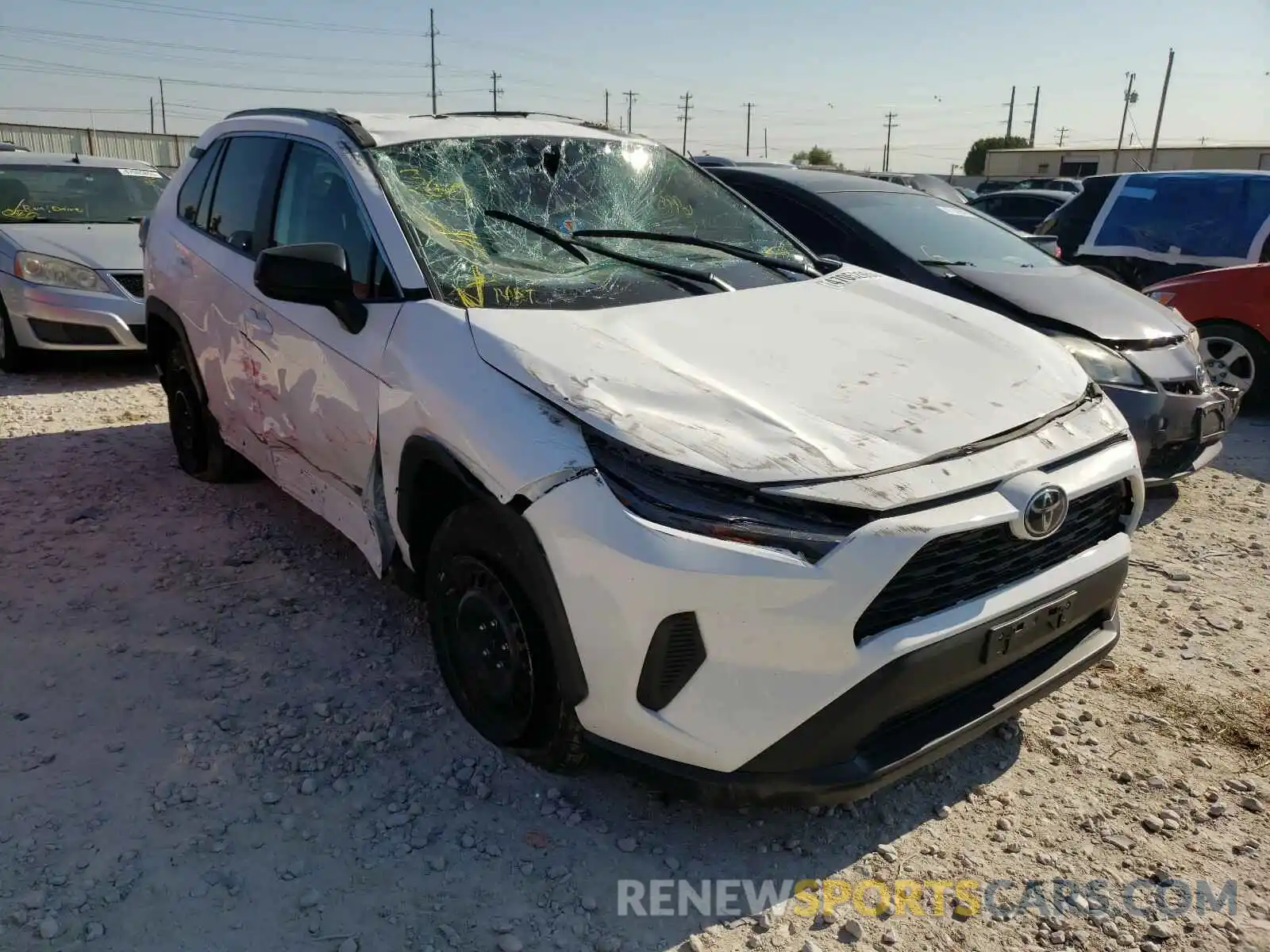 1 Photograph of a damaged car 2T3H1RFV5LW073968 TOYOTA RAV4 2020