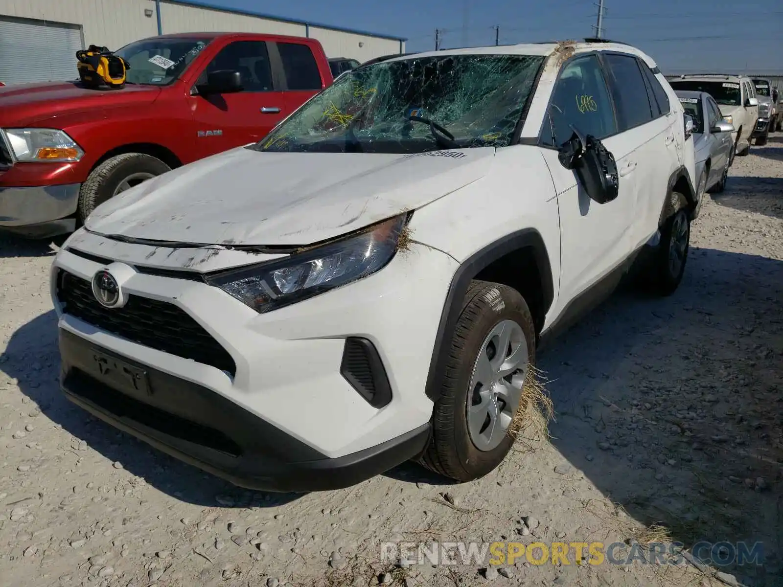 2 Photograph of a damaged car 2T3H1RFV5LW073968 TOYOTA RAV4 2020