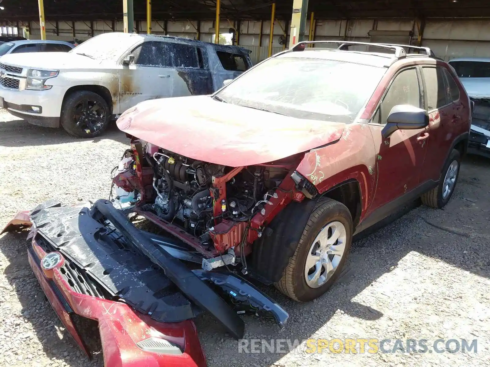 2 Photograph of a damaged car 2T3H1RFV5LW077938 TOYOTA RAV4 2020