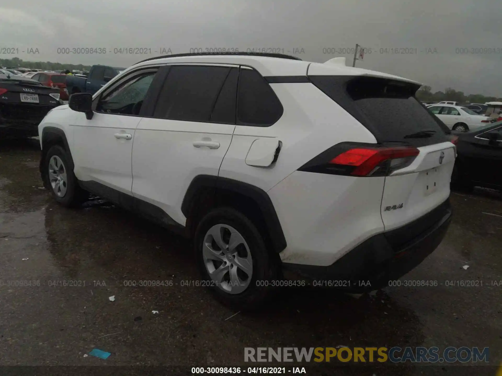 3 Фотография поврежденного автомобиля 2T3H1RFV5LW080547 TOYOTA RAV4 2020