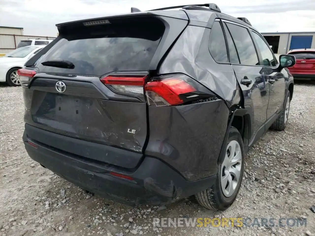 4 Photograph of a damaged car 2T3H1RFV5LW088129 TOYOTA RAV4 2020