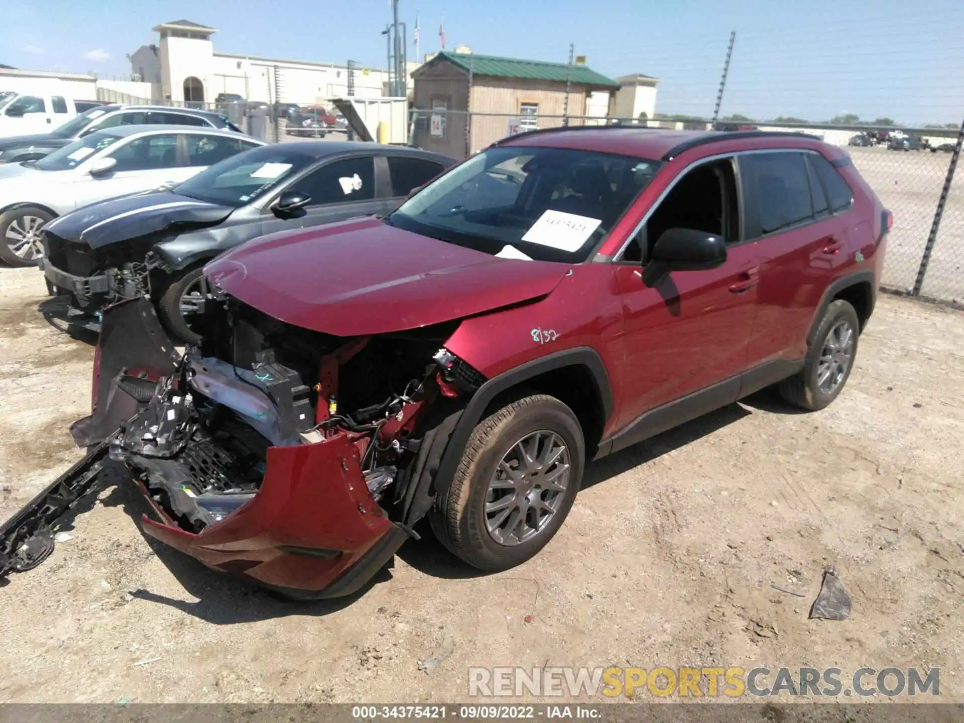 2 Фотография поврежденного автомобиля 2T3H1RFV5LW091256 TOYOTA RAV4 2020