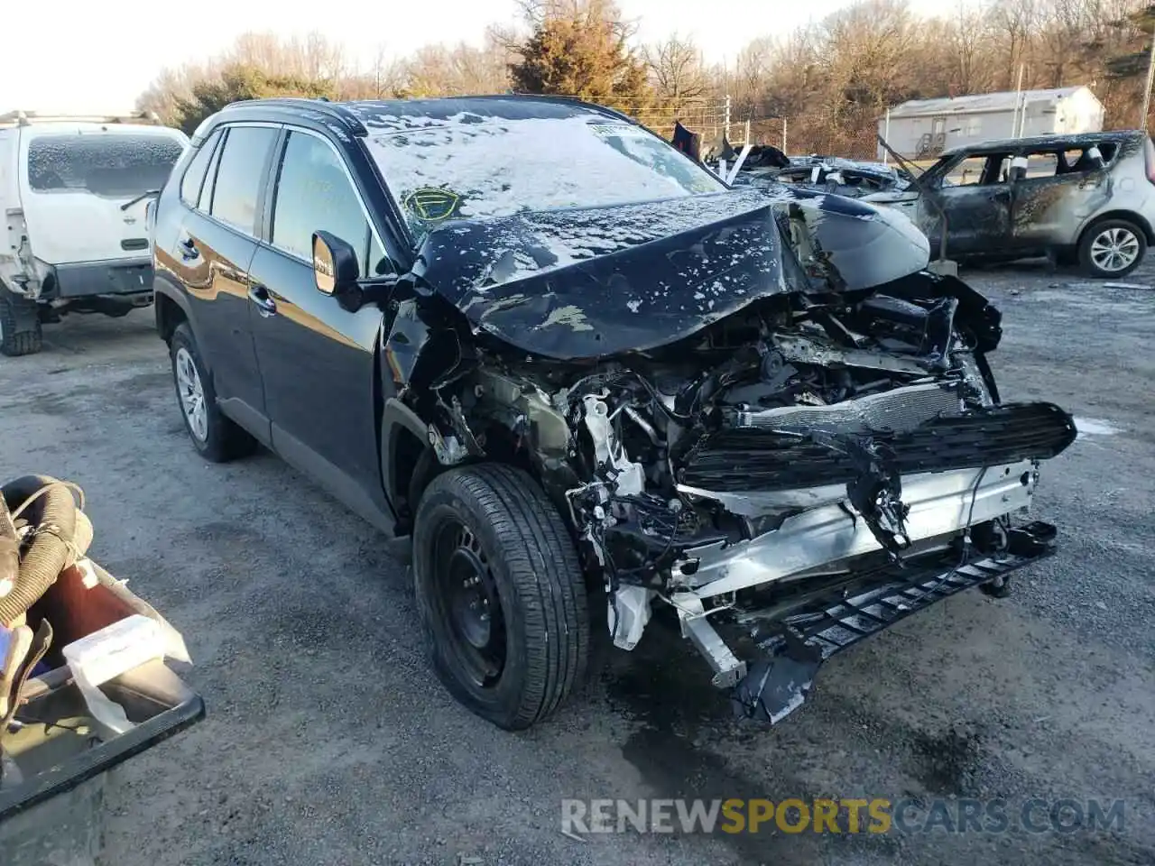 1 Photograph of a damaged car 2T3H1RFV5LW091905 TOYOTA RAV4 2020