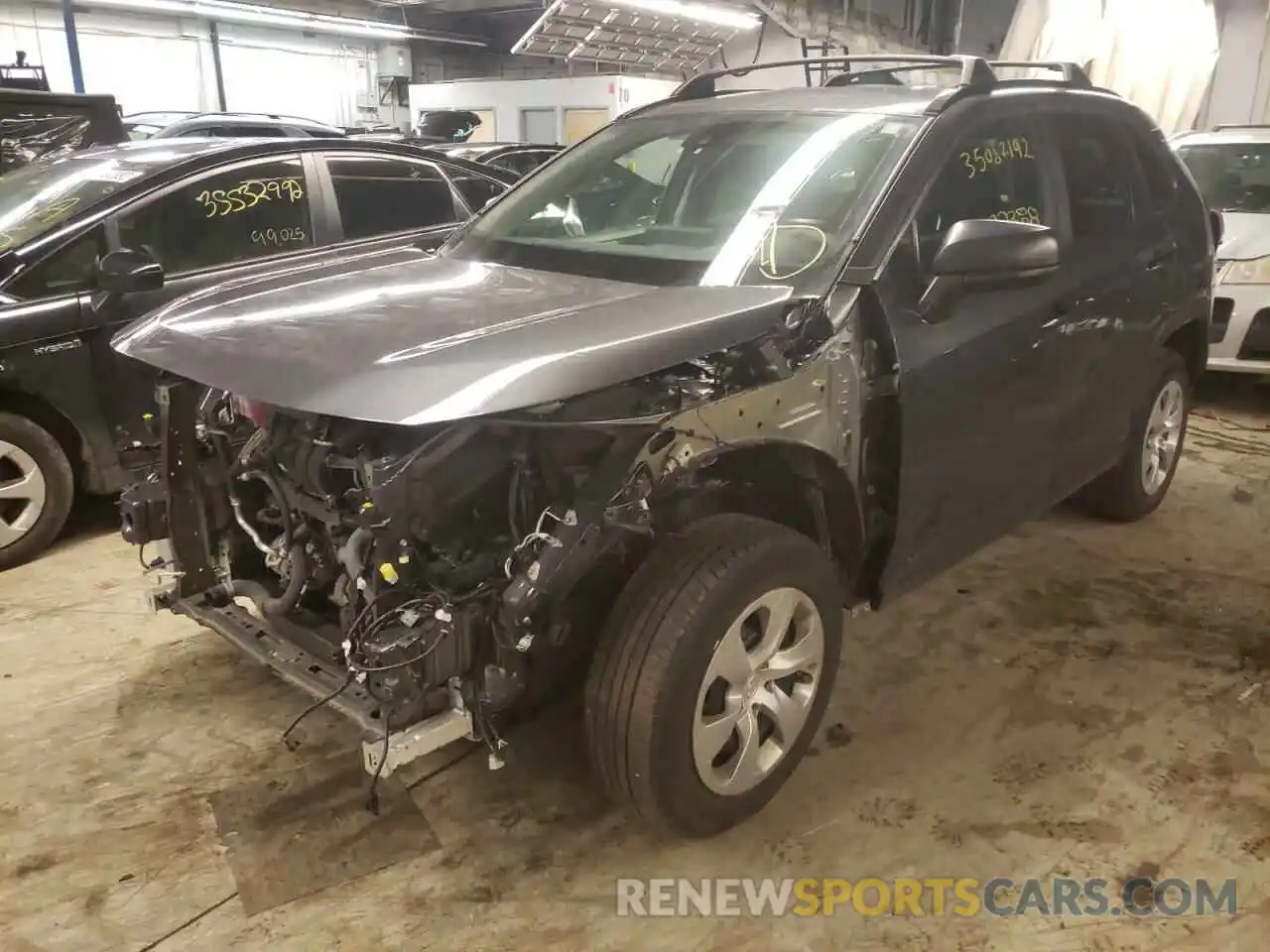 2 Photograph of a damaged car 2T3H1RFV5LW098708 TOYOTA RAV4 2020