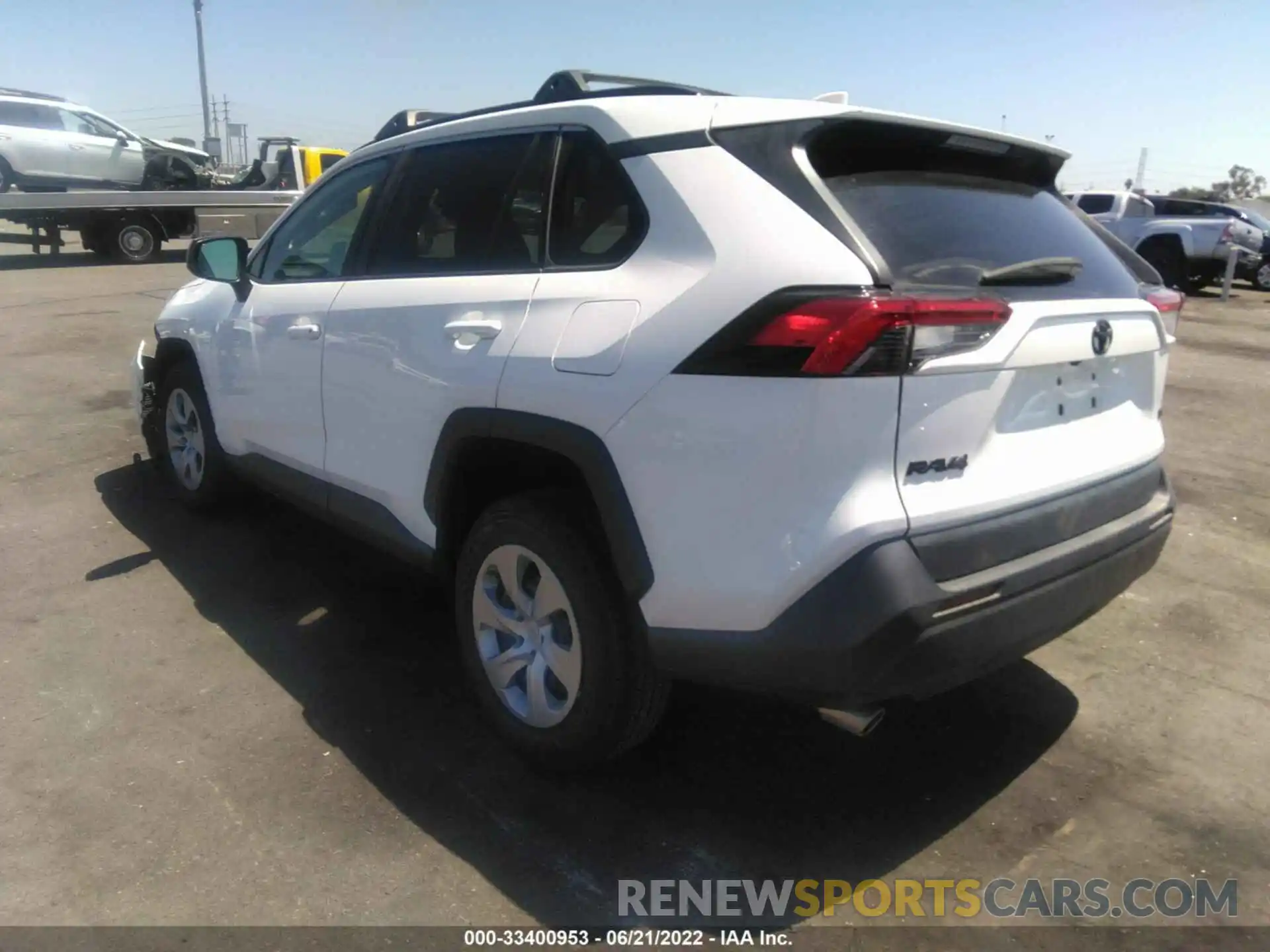 3 Photograph of a damaged car 2T3H1RFV6LC039491 TOYOTA RAV4 2020