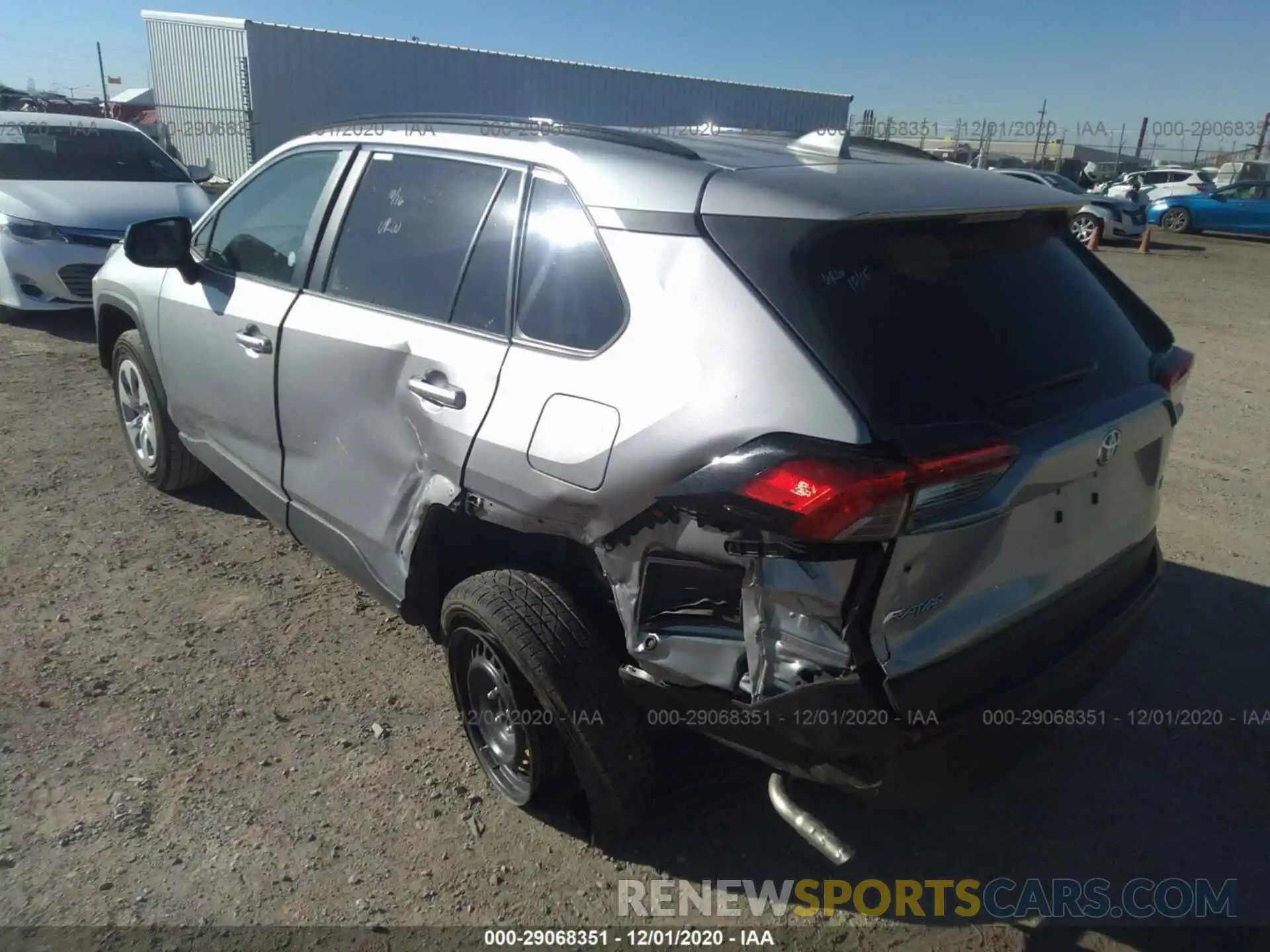 3 Photograph of a damaged car 2T3H1RFV6LC048367 TOYOTA RAV4 2020