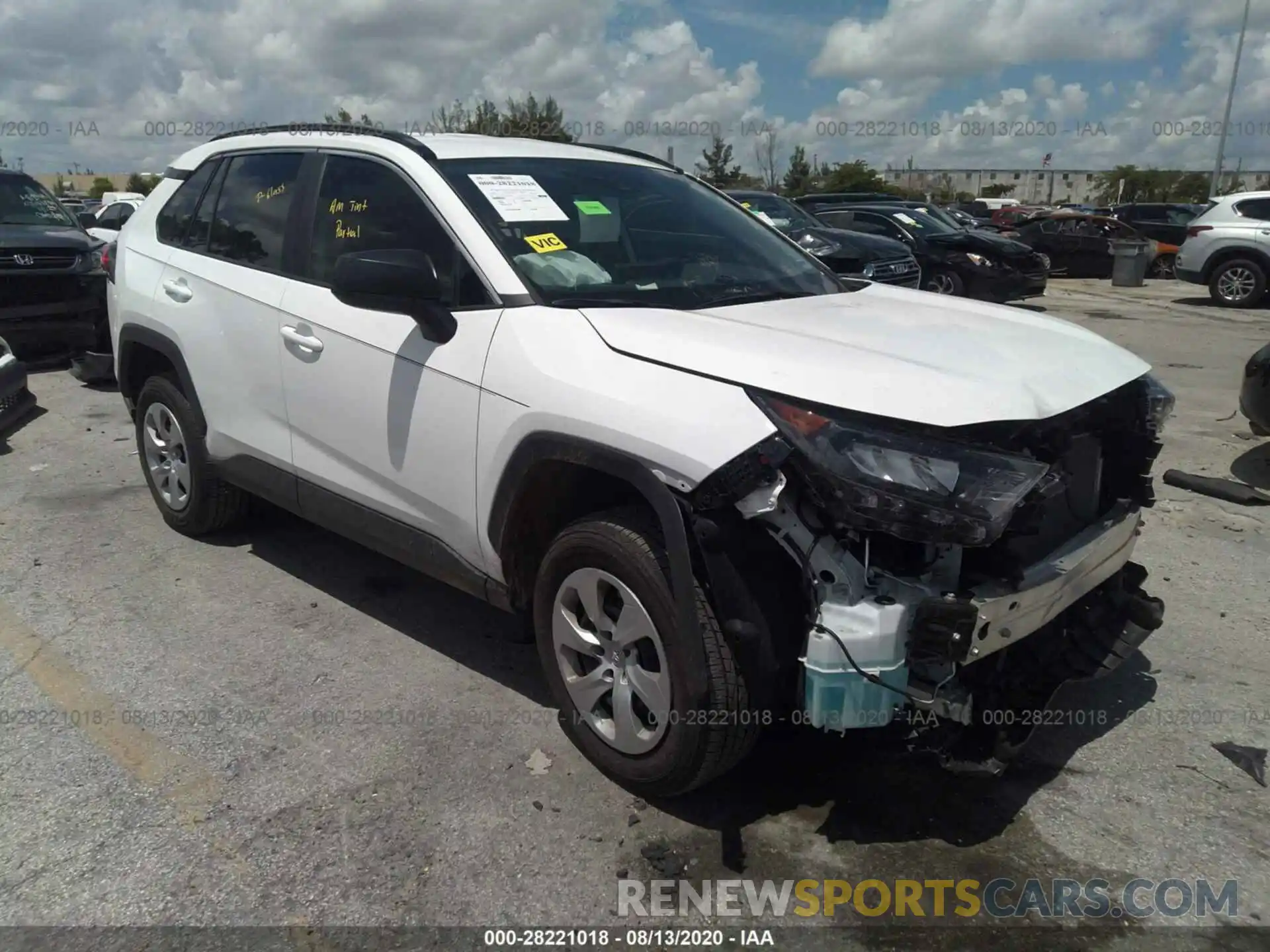 1 Photograph of a damaged car 2T3H1RFV6LC057991 TOYOTA RAV4 2020