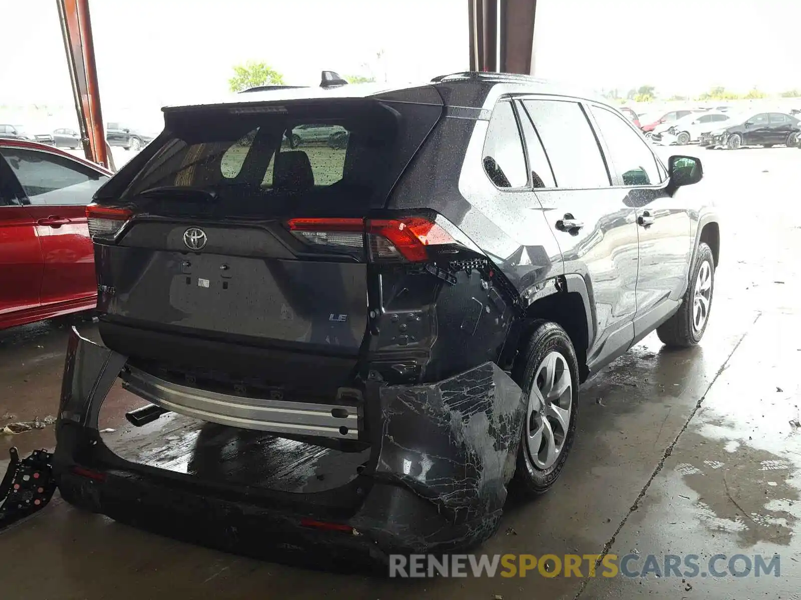 4 Photograph of a damaged car 2T3H1RFV6LC063659 TOYOTA RAV4 2020