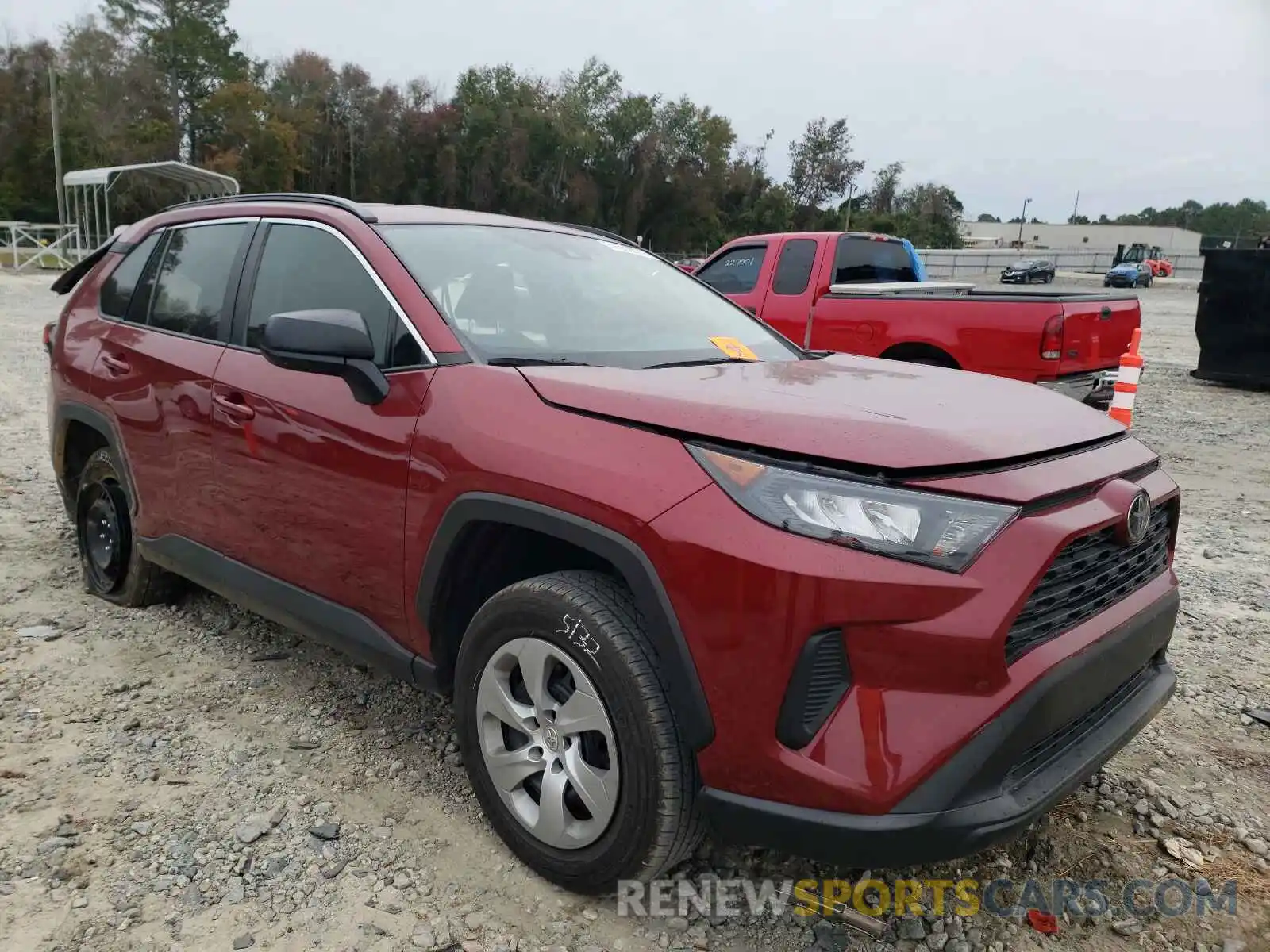 1 Photograph of a damaged car 2T3H1RFV6LC066674 TOYOTA RAV4 2020