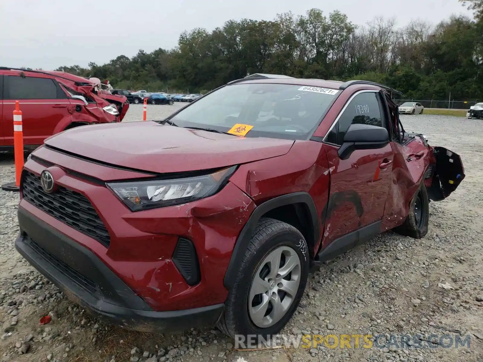 2 Photograph of a damaged car 2T3H1RFV6LC066674 TOYOTA RAV4 2020