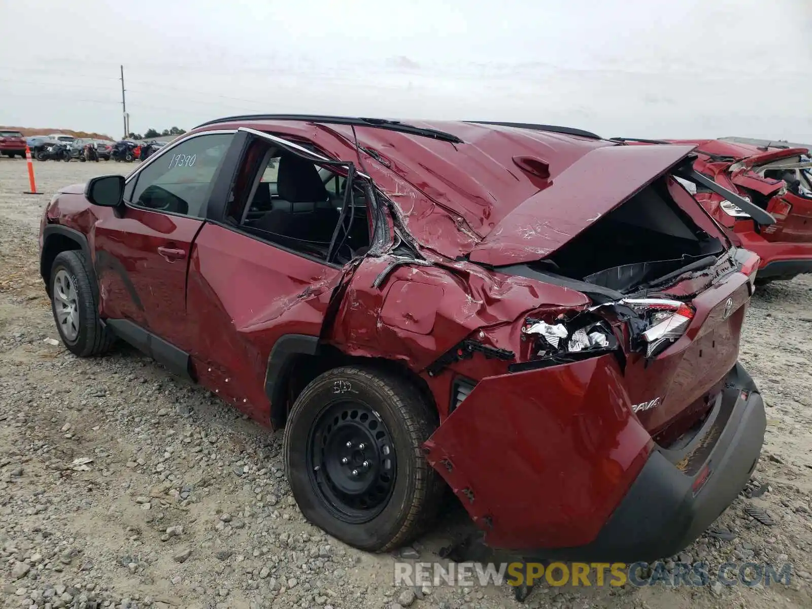 3 Photograph of a damaged car 2T3H1RFV6LC066674 TOYOTA RAV4 2020