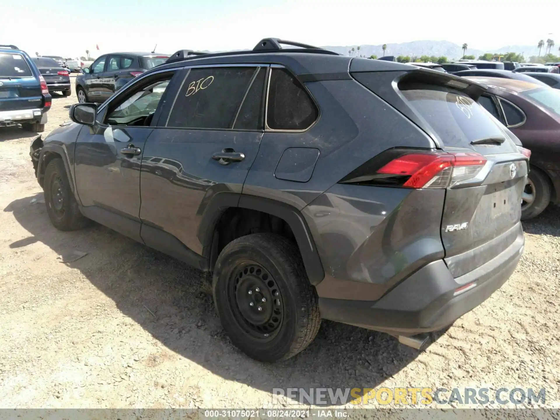 3 Photograph of a damaged car 2T3H1RFV6LC071275 TOYOTA RAV4 2020