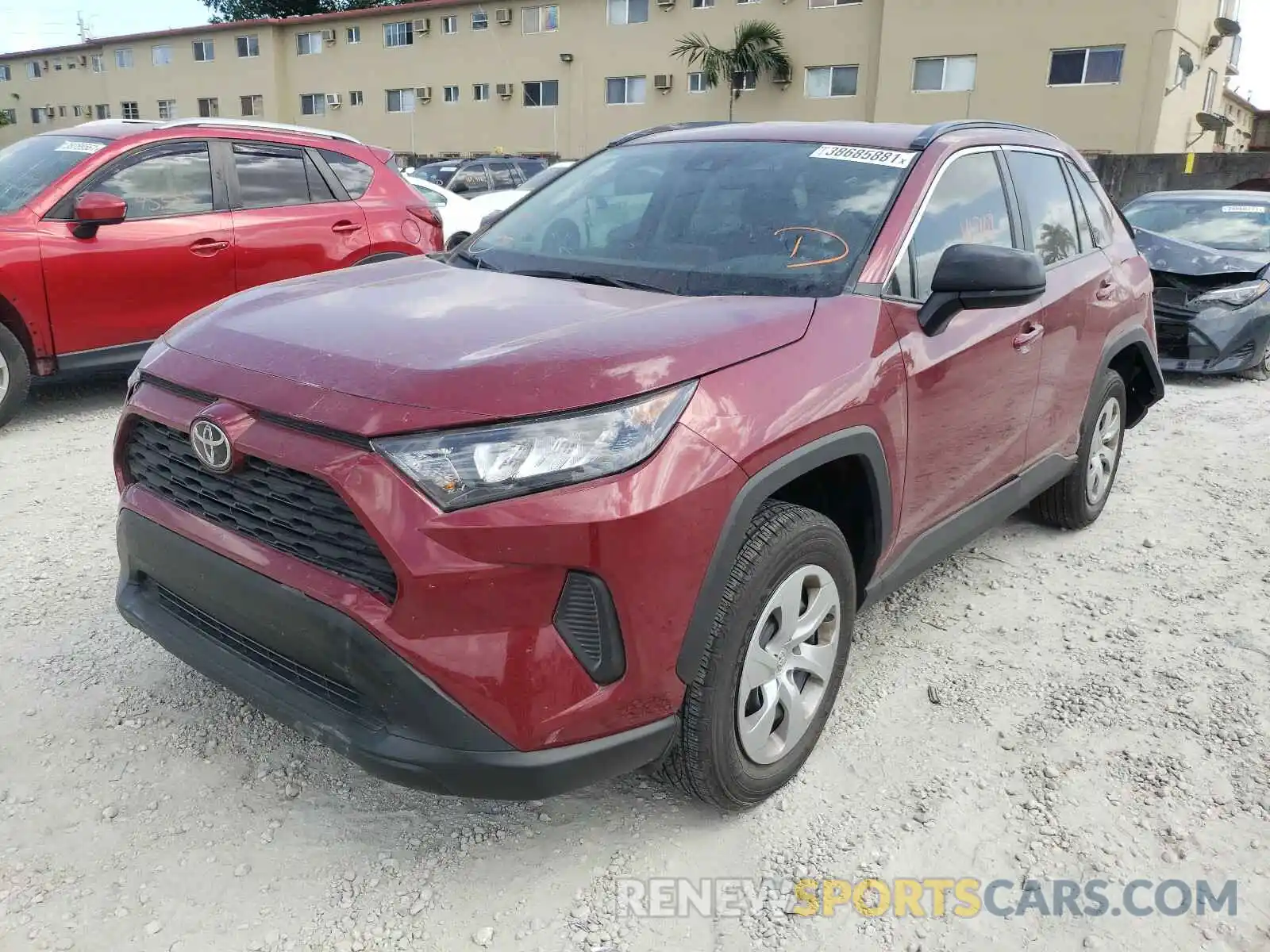 2 Photograph of a damaged car 2T3H1RFV6LC073575 TOYOTA RAV4 2020