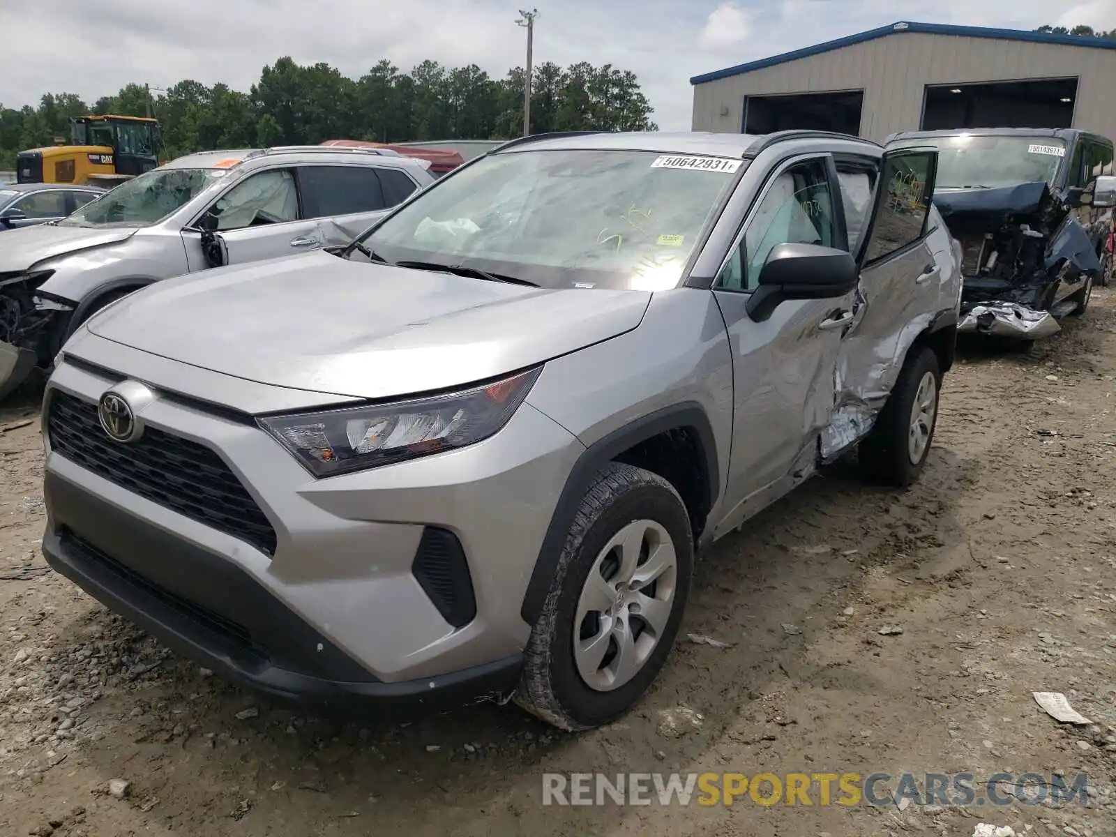 2 Photograph of a damaged car 2T3H1RFV6LC076329 TOYOTA RAV4 2020