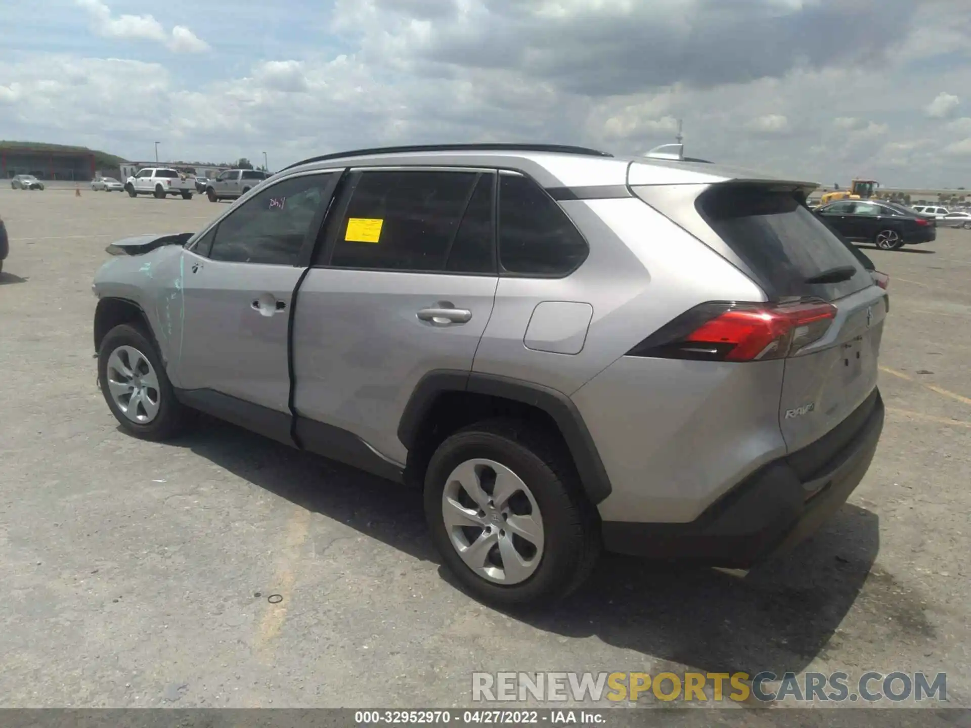 3 Photograph of a damaged car 2T3H1RFV6LC077142 TOYOTA RAV4 2020