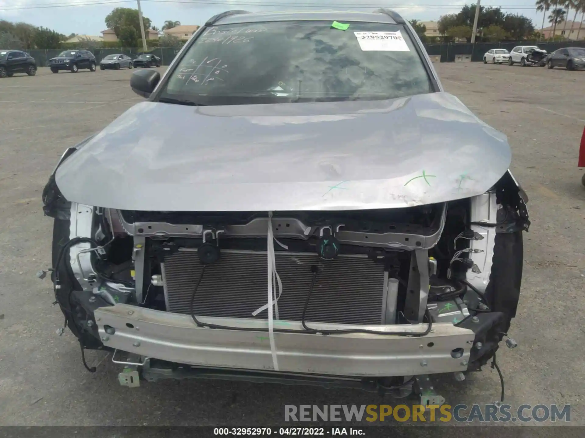 6 Photograph of a damaged car 2T3H1RFV6LC077142 TOYOTA RAV4 2020