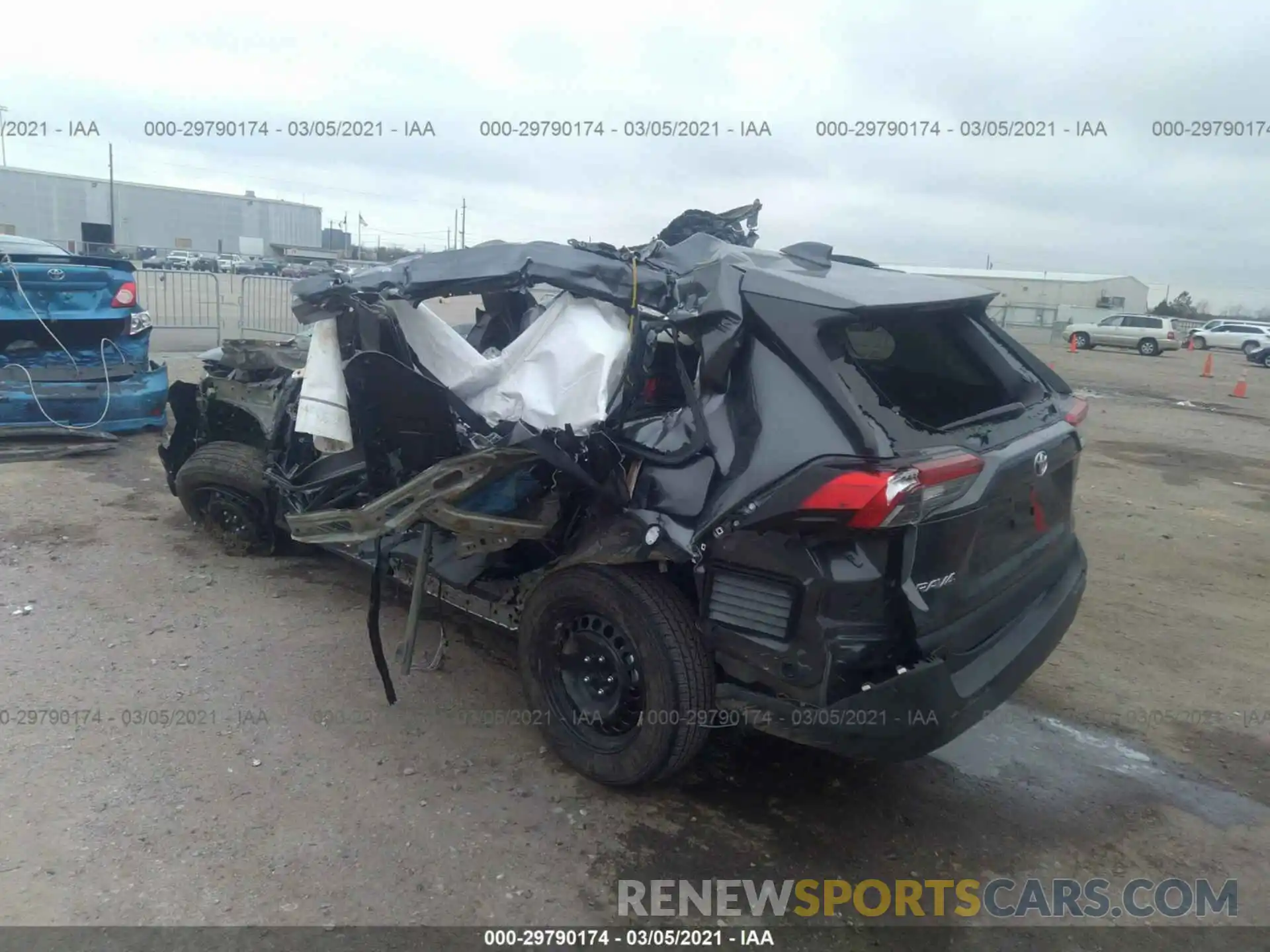3 Фотография поврежденного автомобиля 2T3H1RFV6LC078159 TOYOTA RAV4 2020